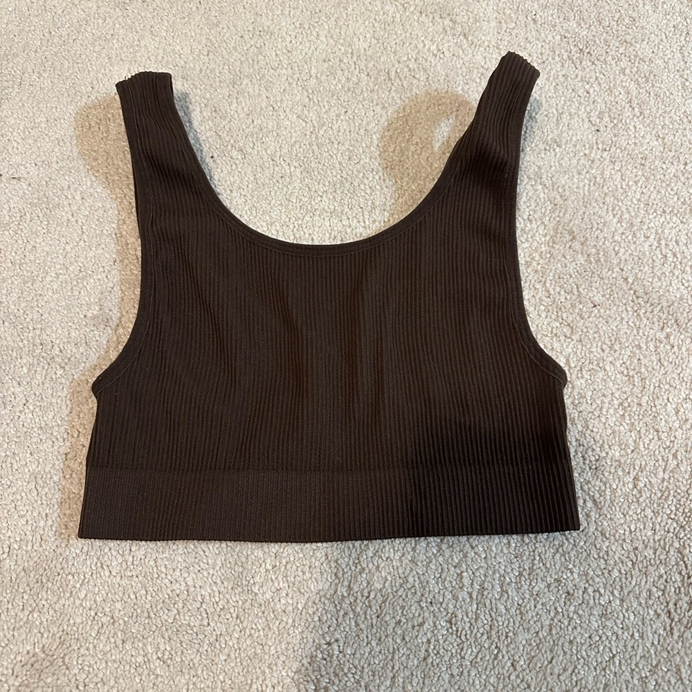 Aritiza Tank